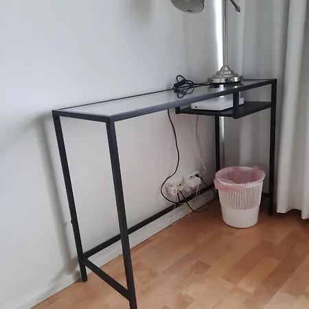 Daire Topi Top-floor Apartment, Balcony, Parking